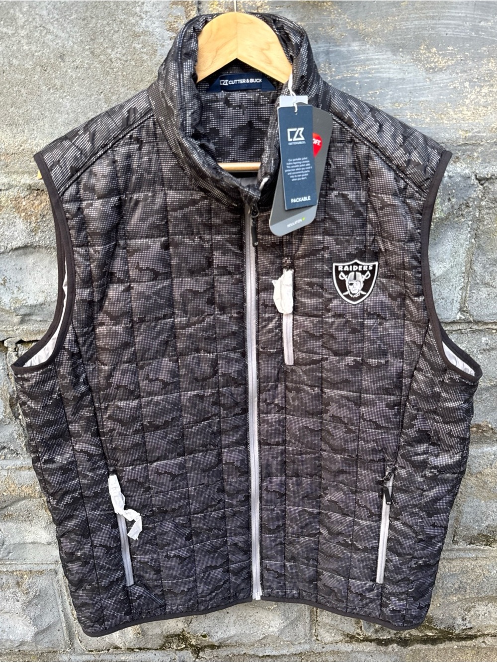 Las Vegas Raiders Full Zip Vest Jacket Men’s New Black Camo Large